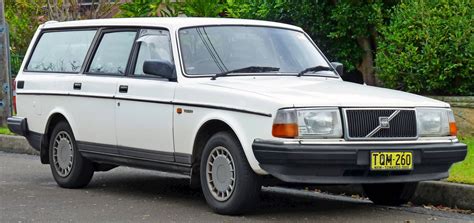 1991 Volvo 240 SE - Wagon 2.3L auto