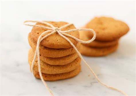 Simple Ginger biscuits Recipe by Yui Miles - Cookpad