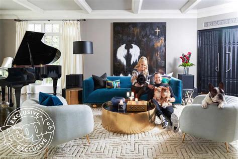 Jenny McCarthy & Donnie Wahlberg's Chicago Home: PHOTOS