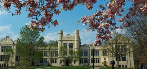Top 11 Best Liberal Arts Colleges & Universities [2019-2020 Rankings]