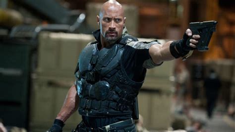 Dwayne Johnson Joining Mortal Kombat Franchise? | GIANT FREAKIN ROBOT