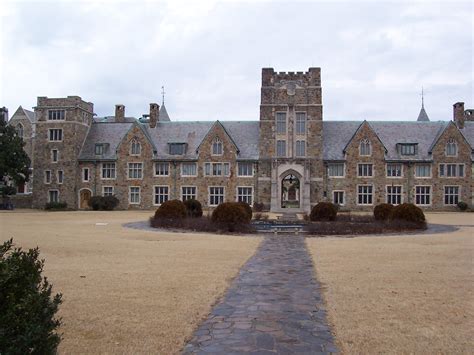 File:Mary Hall at Berry College.jpg - Wikimedia Commons