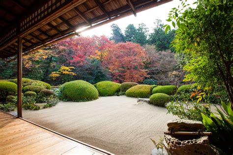 How sound and its environment of Japanese gardens are designed for humans