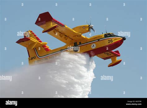 Bombardier 415 (Canadair CL-415) water bomber demonstrating its Stock ...