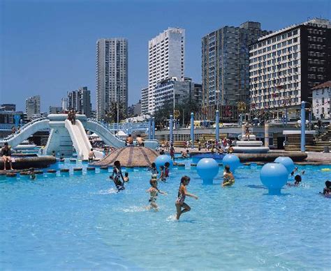 BEST WORLD TRAVEL: Travel Vacations to Durban City Beach South Africa