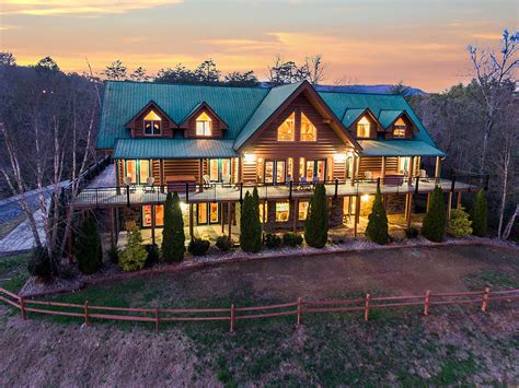 Moose Hollow Lodge | Reception Venues - Sevierville, TN