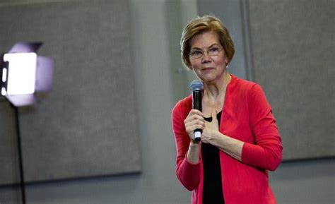 Elizabeth Warren Apologizes to Cherokee Nation for DNA Test - The New York Times