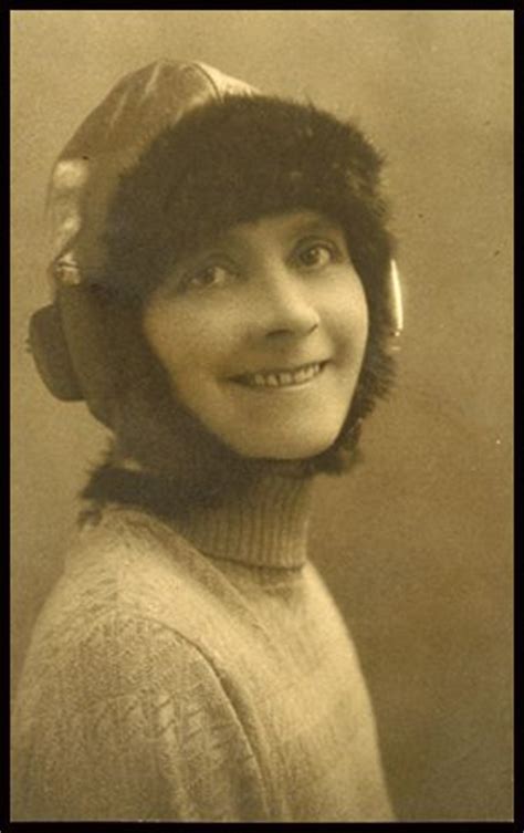 Millicent Bryant, who in March 1927 became the first woman licensed as an airplane pilot in ...