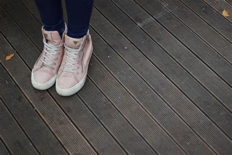 Free Images : person, shoe, leg, foot, fashion, wood floor, human body, shoes, sneakers ...