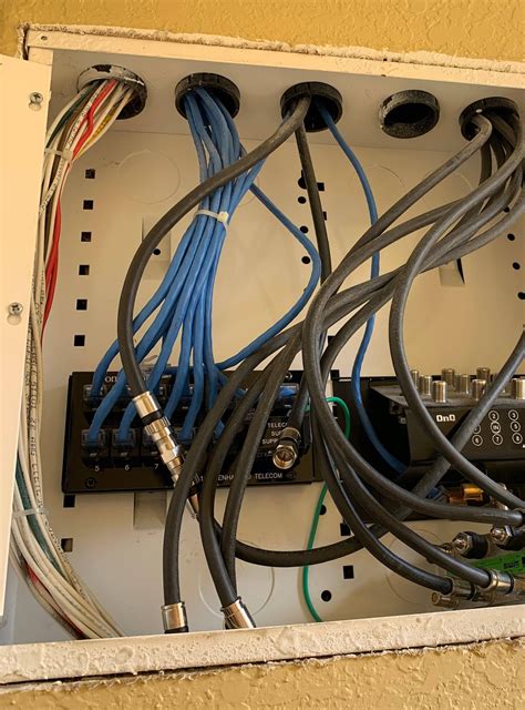 How can I connect a computer through the ethernet wall outlet? : HomeNetworking