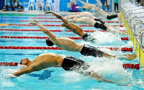 Nadadores disputam 4 X 100 metros livres nos Jogos Olímpicos da ...