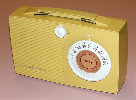 Vintage General Electric Musaphonic Portable Radio, Model … | Flickr