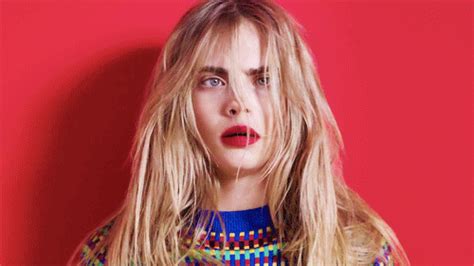 cara delevingne runway gifs | WiffleGif