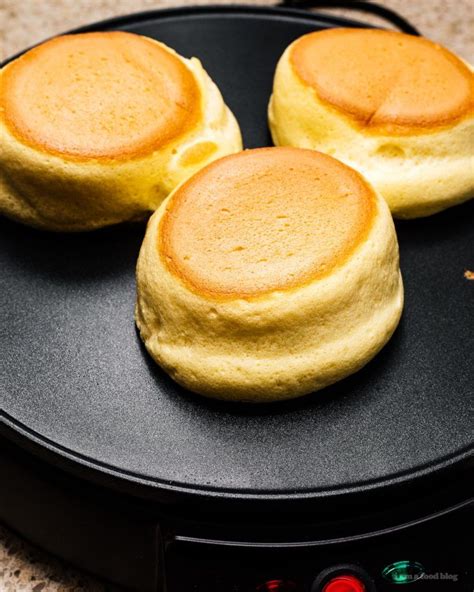 Fluffy Japanese Pancakes: Souffle Pancake Recipe · i am a food blog | Recipe | Japanese pancake ...