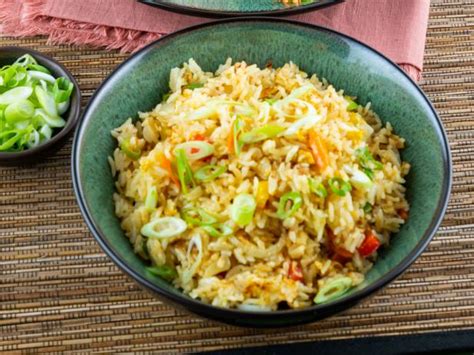 Vegetable Egg Fried Rice Recipe | Jet Tila | Food Network