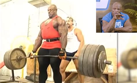 Ronnie Coleman Reacts To His 800-lbs Deadlift