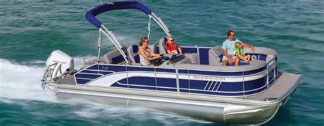 BENNINGTON LUXURY PONTOON BOATS – NEW SPORT LINE 22′ – 26′ | Boat Gold Coast