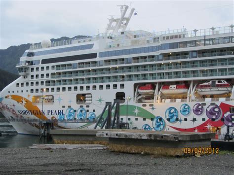 NCL Pearl at Port in Junea, Alaska | Cruise kids, Royal cruise, Alaskan cruise