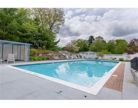 15 Leisurewoods Dr, Rockland, MA 02370 - realtor.com®