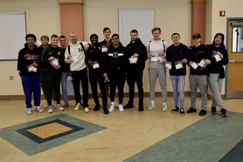 Wesleyan student-athletes participate in ‘Eggs-tra’ community service