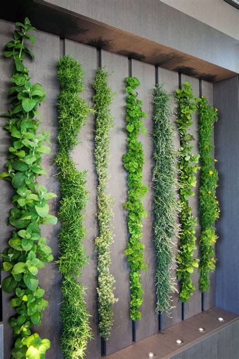 35 Beautiful Living Wall Indoor Decoration Ideas To Be A Fresh Home | Vertical garden design ...