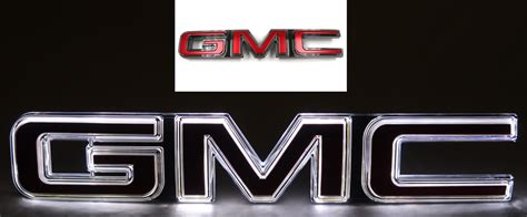 GMC Next Gen Yukon & Yukon XL OEM Red Grille Emblem Illuminates White ...