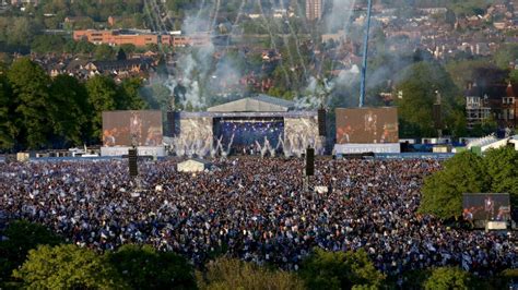 BBC Radio 2 music festival announces line-up - BBC News