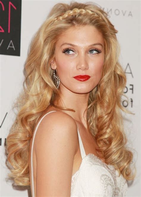 Look Gorgeous with Long Prom Hairstyles - Ohh My My