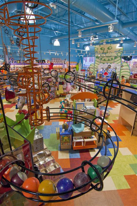 CREATIVE KIDSTUFF - Alliiance | Toy store design, Playground design ...