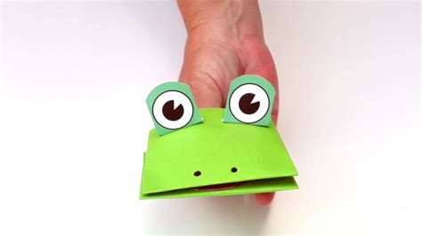 How to Make a Paper Frog Puppet - YouTube