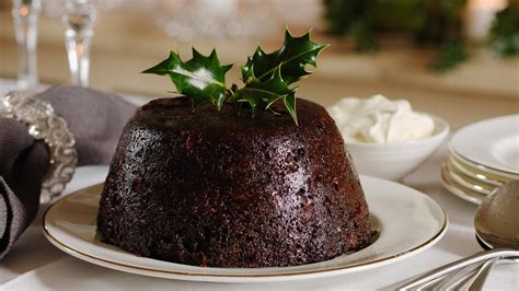 Christmas Pudding, A Typical Christmas Dish from England ...