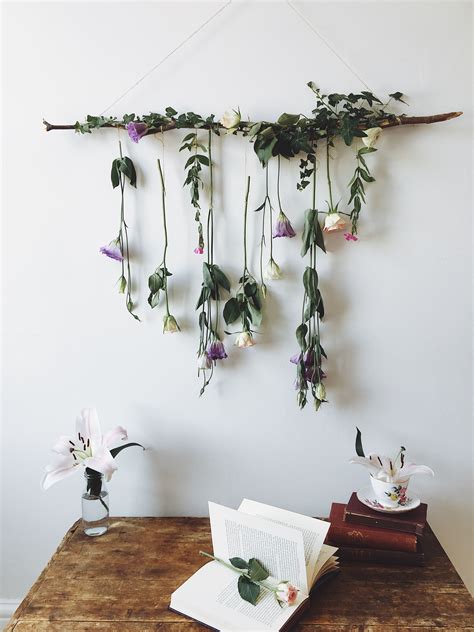 A quick and easy tutorial to help you create your own beautiful hanging flower display at home ...