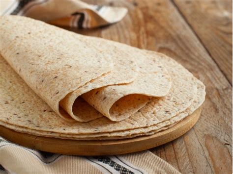 Tortillas de harina integral suavecitas, ¡paso a paso!