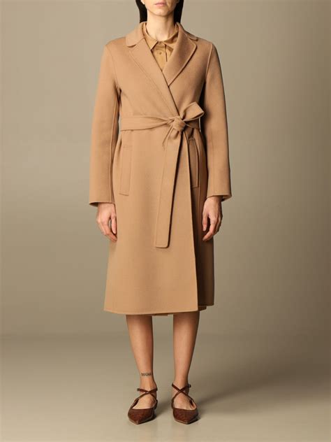S MAX MARA: Pauline coat in virgin wool - Camel | S Max Mara coat 90111311600 online at GIGLIO.COM