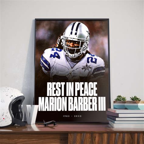 Rest In Peace Marion Barber III 1983 2022 Dallas Cowboys NFL Home Decor Poster Canvas - REVER LAVIE