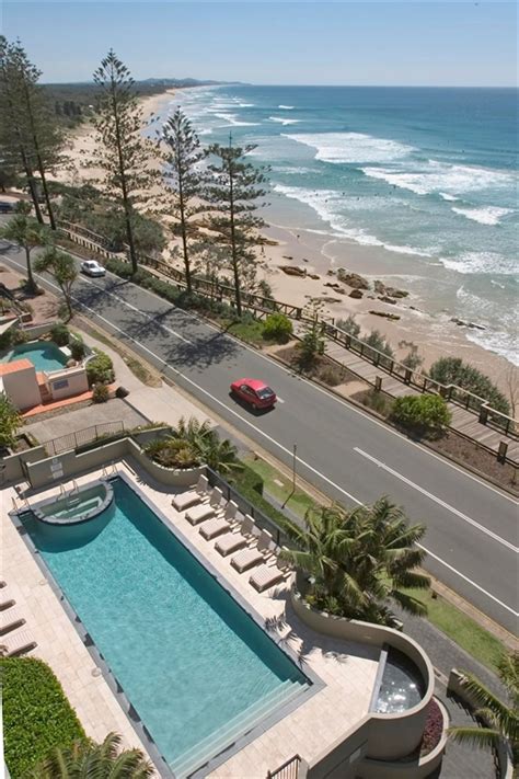 Clubb Coolum Beach Resort | Booking Form