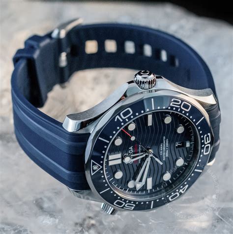 Omega Seamaster Diver 300M Blue Dial 42mm Rubber Band Ref#210.32.42.20 – Harley's Time