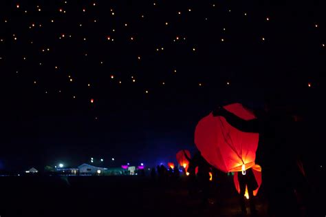 Floating Sky Lanterns Free Stock Photo - Public Domain Pictures