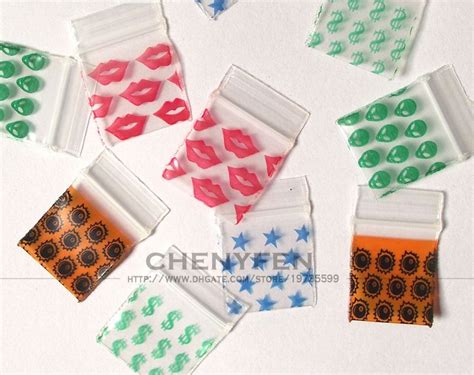 2019 Mini Ziplock Baggies 1lot Mix 2 Pattern Randomly Send 0.7x1small Size Printed Color Bags ...