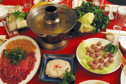 Foodbuzz 24, 24, 24: Chinese New Year Hot Pot Dinner | Red Cook