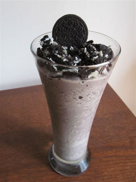 How To Make An Oreo Milkshake | Trusper