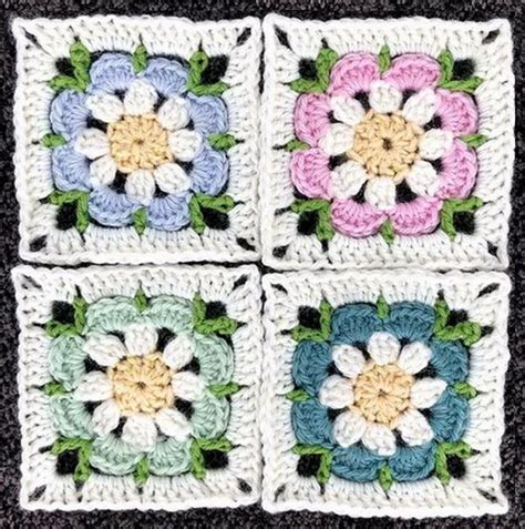 Flower Crochet Square Motif For Blankets - Free Pattern