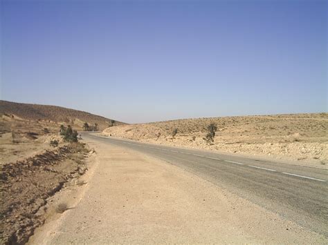 Tunisian desert 3 Free Photo Download | FreeImages