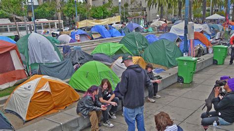 Deadline looms for homeless at San Francisco tent city | FOX 7 Austin