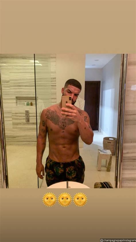 Drake Debuts Huge Owl Chest-Tattoo - See the Pic | My LifeStyle Max