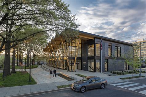 DCPL Southwest Neighborhood Library / Perkins&Will | ArchDaily