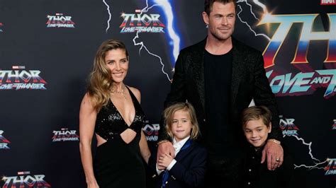 Chris Hemsworth turns 'Thor' premiere into family date night with wife ...