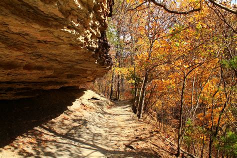 Devil's Den: Yellow Rock Trail Autumn Pics | Arklahoma Hiker