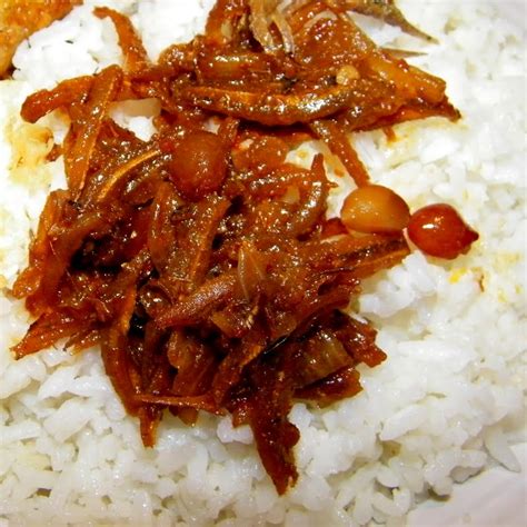 Little Bellevue Kitchen: Sambal Ikan Bilis (Dried Anchovies) with Peanuts