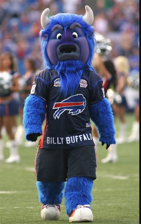 𝙃𝙚𝙡𝙢𝙚𝙩 𝘼𝙙𝙙𝙞𝙘𝙩 on Twitter: "The Buffalo Bills retconned Billy Buffalo's ...